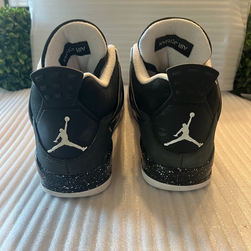 Air Jordan 4 Retro Sneakers